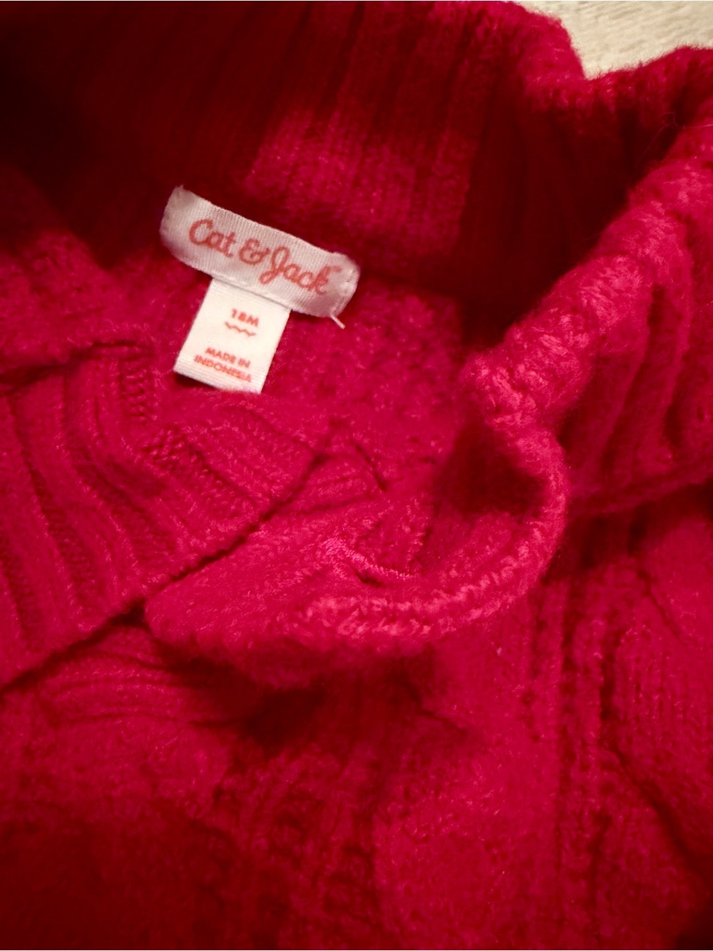 2T boy red sweaters, holiday print - Picture 5 of 5
